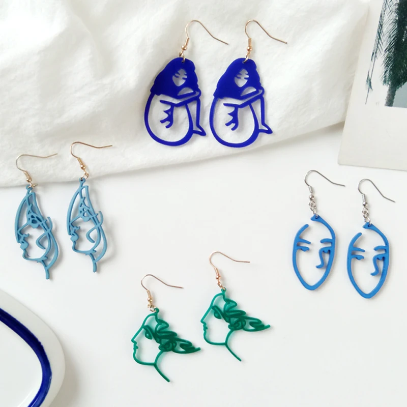

Hyperbolic Blue Green Color Geometric Hollow Women Face Earrings Bijoux Femme Simple Personality Abstract funny Female earring