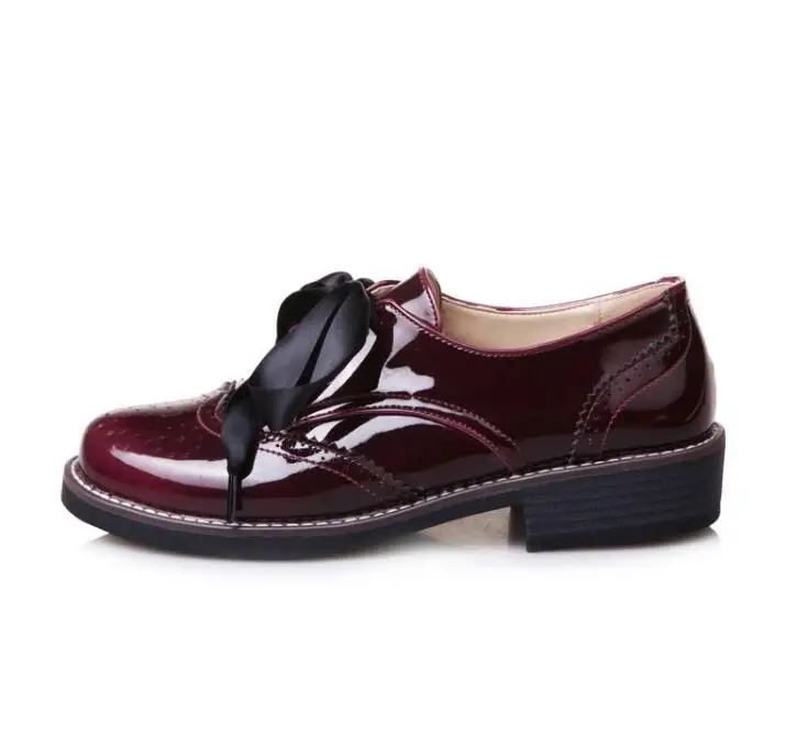 Красивые женские оксфорды на платформе со шнуровкой в британском стиле; модные туфли на низком каблуке в студенческом стиле; цвет черный, розовый; Размеры 26-62