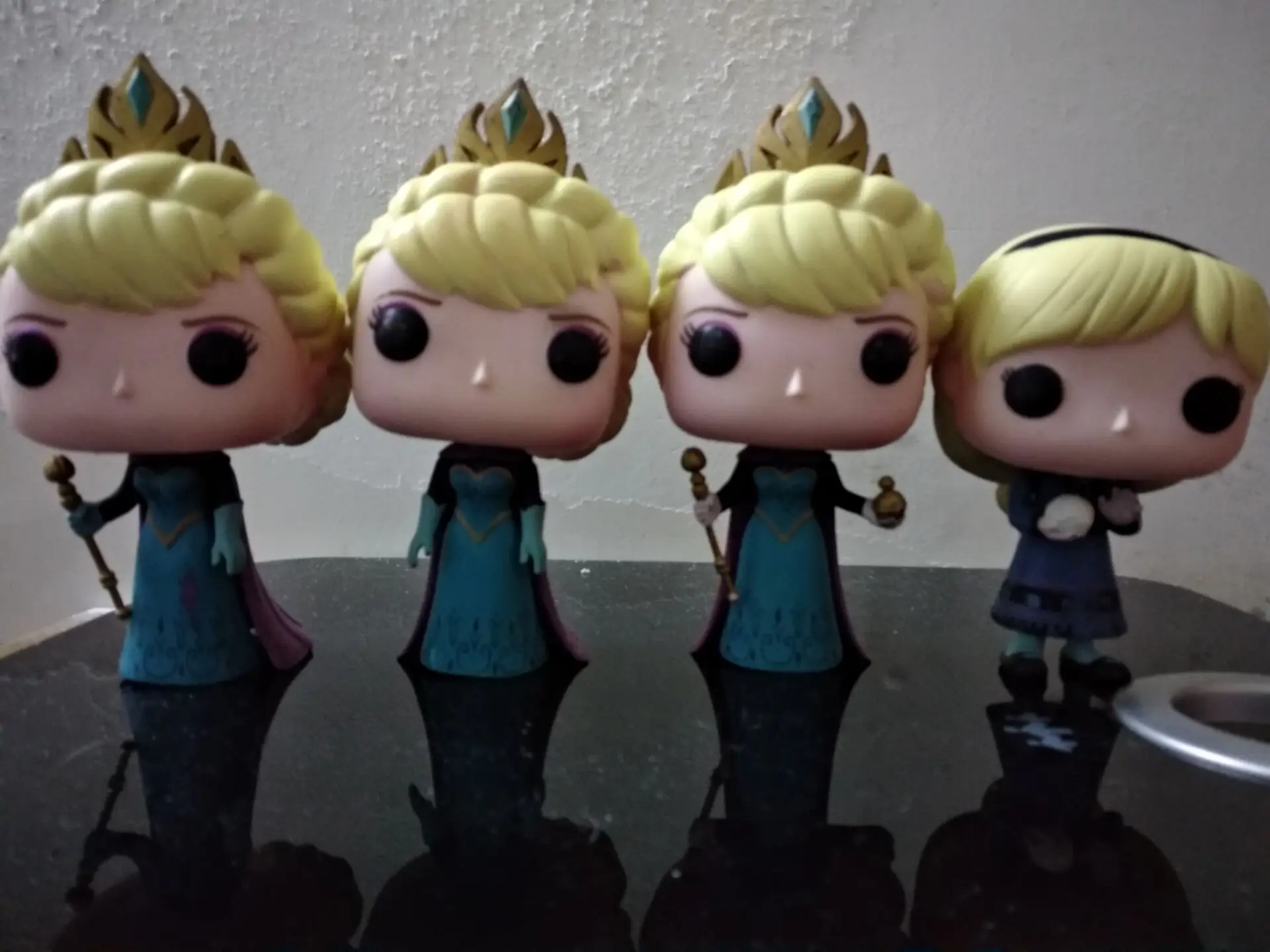 Imperfect Funko POP официальная Эльза королева синее платье красивая принцесса виниловая