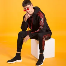 Осенний мужской спортивный костюм плюс удобрение для увеличения хип-хоп Мужская свободная спортивная одежда с длинными рукавами