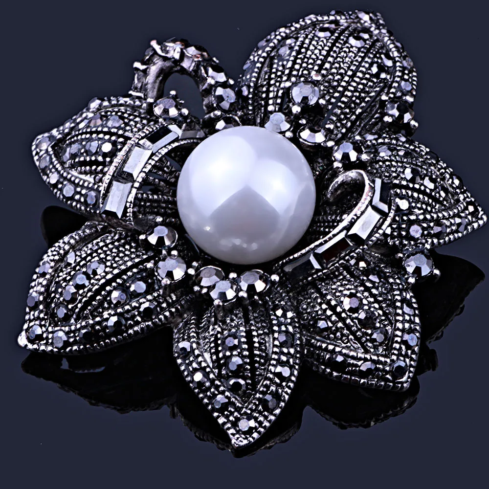 FAELENA Jewelry Vintage Style Double Imitation Pearl Flower Brooch