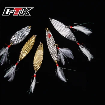 

FTK Fishing Lure Hard Bait Spoon 5pcs/lot Triple Hook Bass Silver Lure Jig pesca Fishing Tackle Feather Tail Metal Fish Lure BE