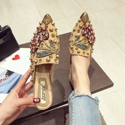 

Pointed Muller shoes female new Korean version of the wild rhinestones without root lazy flat shoes