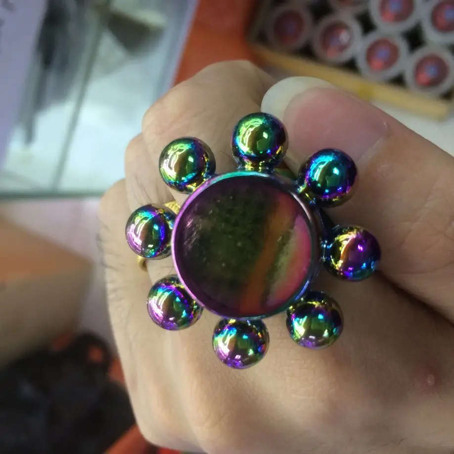 

Fidget Spinner 8 Bead Colorful Ring Fingertip Gyro Hand Spinner for EDC ADHD Anti Stress Zinc Alloy Toy XCTL1201