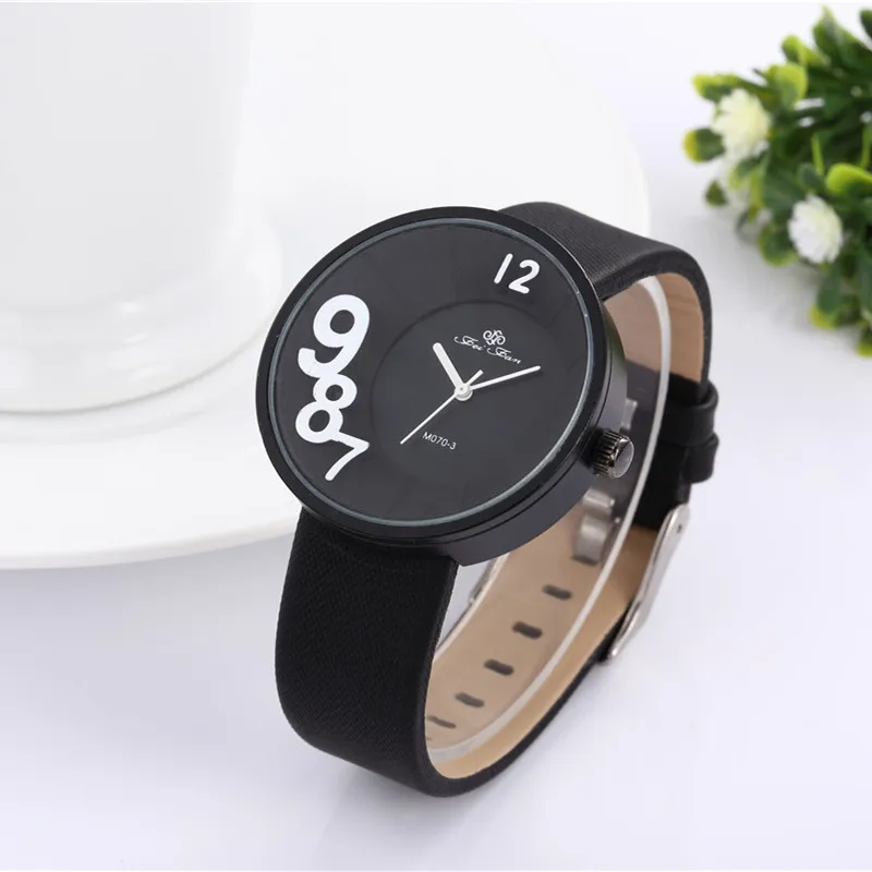 

simple women dress watches retro leather female clock Top brand women's fashion
