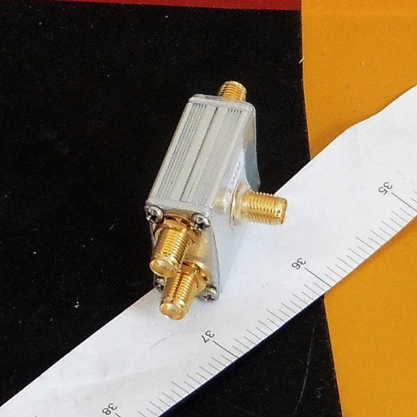 Бесплатная доставка KSPR 3 DC ~ 1GHz резистивный четырехдиапазонный делитель мощности
