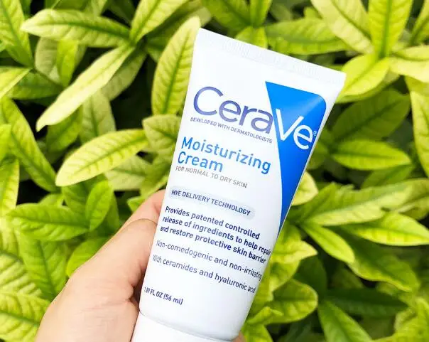 

cerave moisturizing cream for normal to dry skin 1.89fl oz 56ml also to eczema