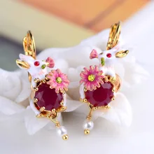 Francia Les Nereides Lindo Conejo Flor Joya Pendientes de La Perla De la Mujer Linda Elegante Del Partido Pendientes de La Joyería