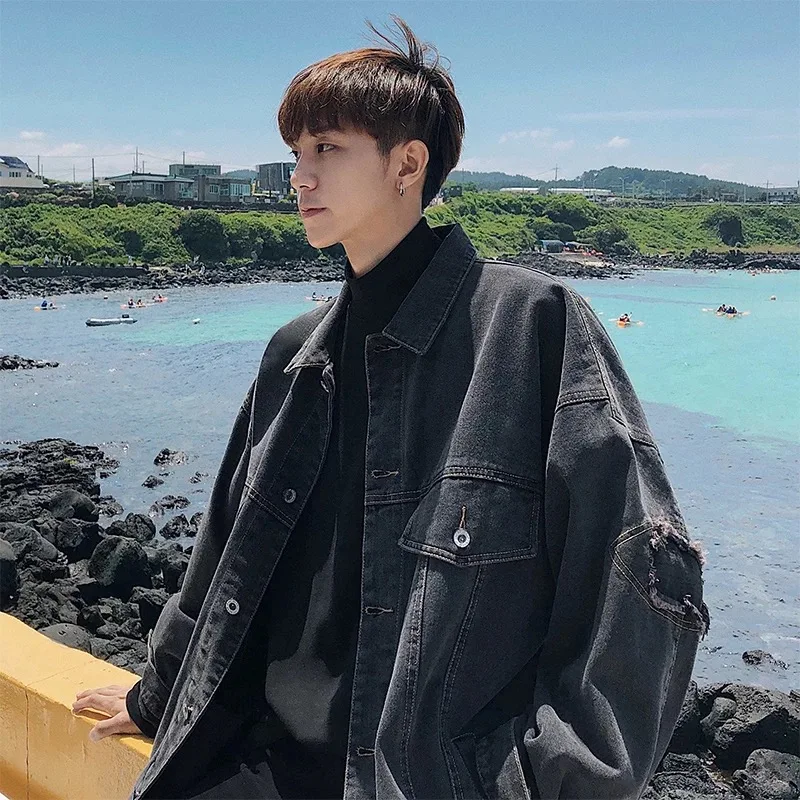 

2019 new spring trend men's tooling denim jacket port wind youth loose student spring and autumn black and blue jacket