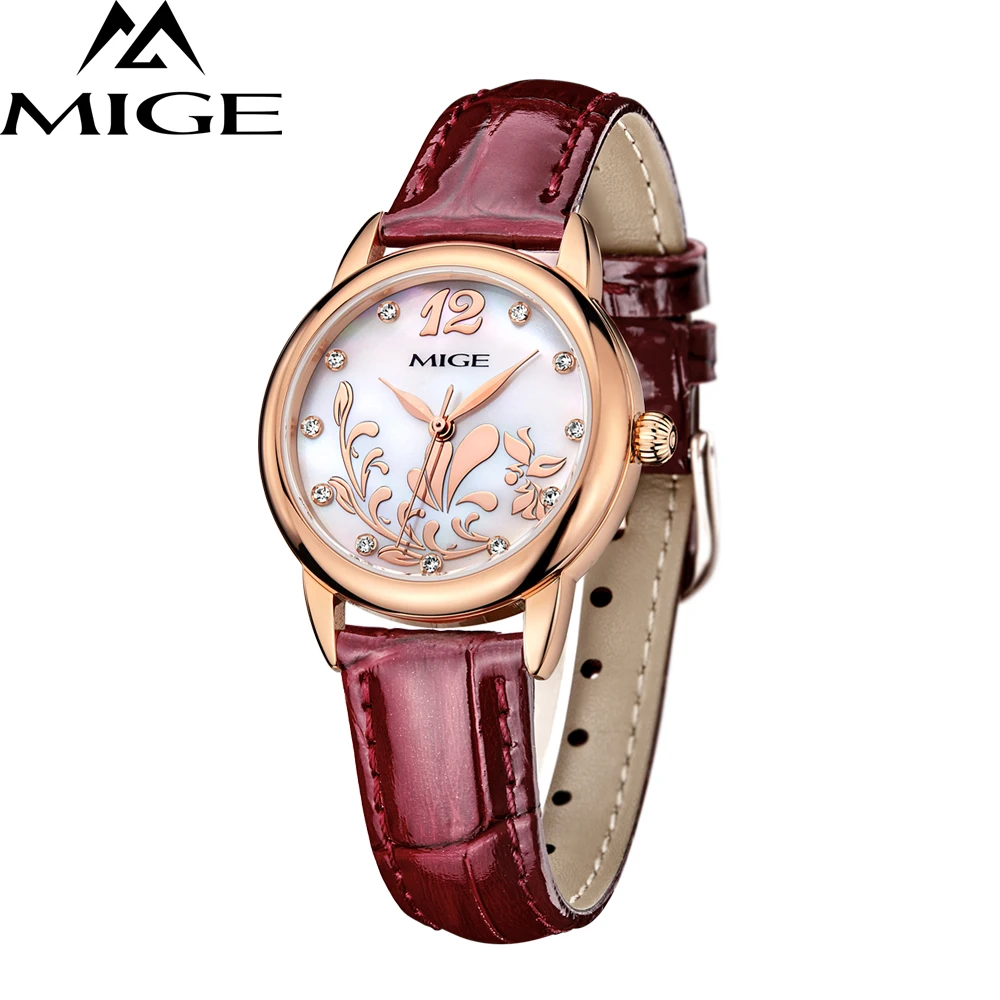Новые модные женские часы кварцевые часы с кожаным ремешком белые розовые водонепроницаемые часы с пряжкой для девочек повседневные женские наручные часы