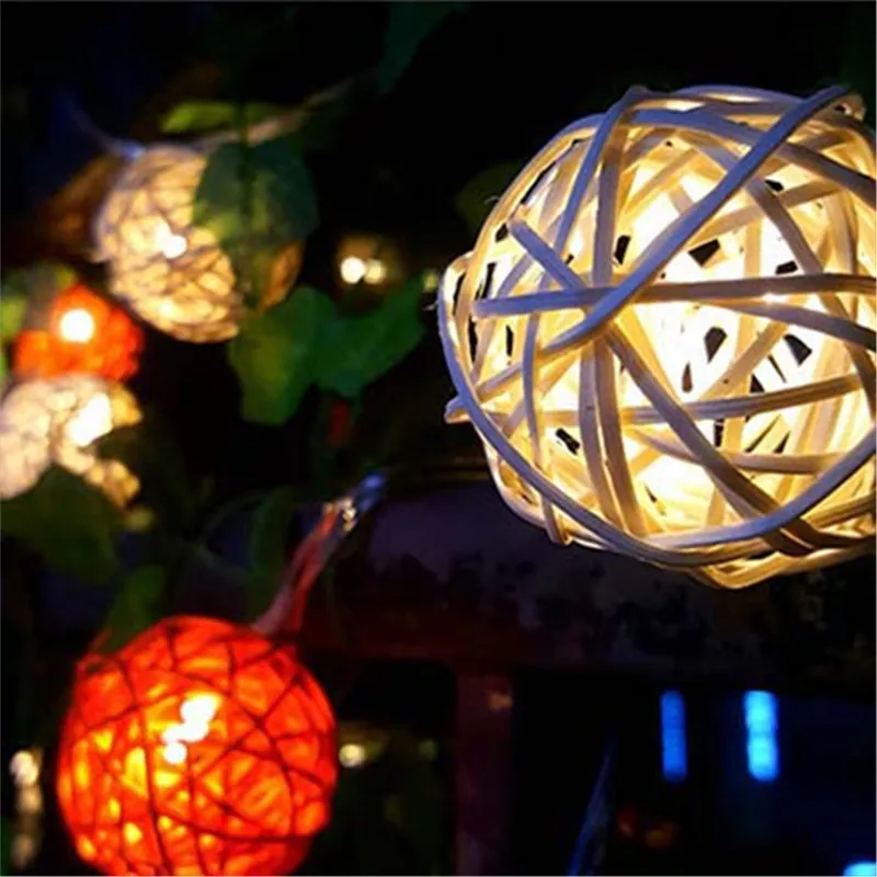 

Novelty 4m LED Battery Rattan Cotton Balls String Lights New Year Christmas Decoration Wedding party lamps lighting luminaria