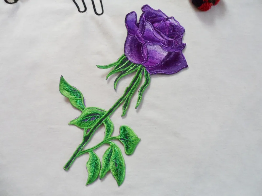 2818731886_1798990951