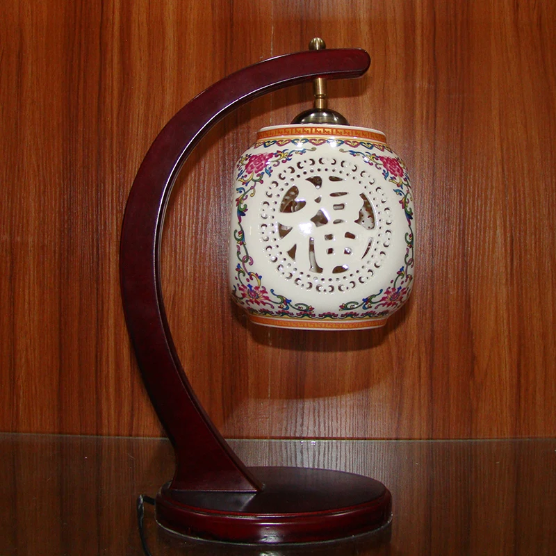 Jingdezhen Chinese Porcelain Ceramic Table Lamp vintage decorative bedside living room wedding table lamp blue table lamp (1)