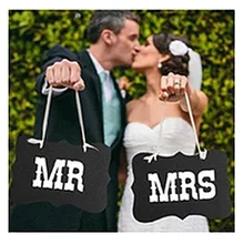 Free Shipping DIY Black Mr Mrs Paper Board+Ribbon Sign Photo Booth Props Wedding decoration Party Favor photocall for weddings