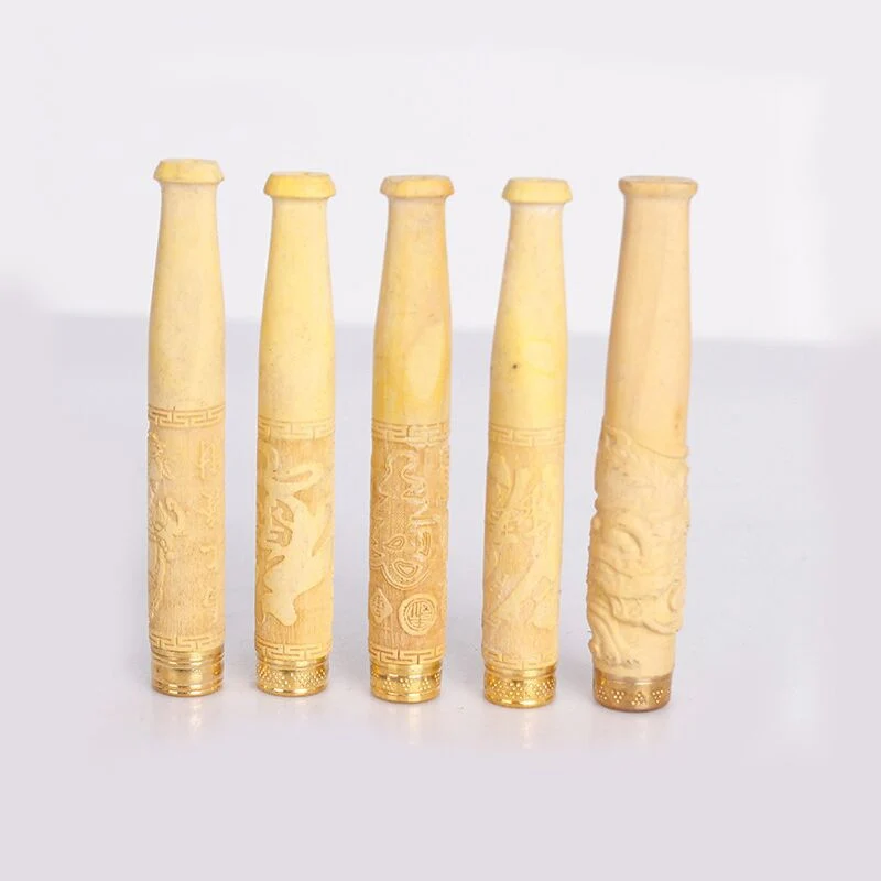 

New Vintage Boxwood Carved Rod Filter Cigarette Holder Emboss Crafts Gadgets for Men Triple Filtration for Cigarette Accessories