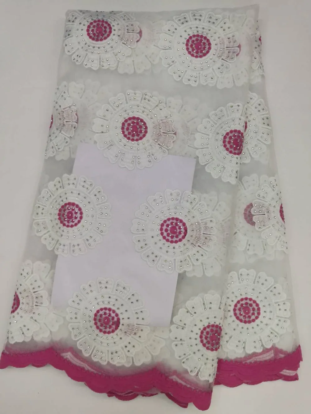 

Hot Sale Summer White Lace Fabrics Nigerian Laces Fabrics High Quality Tulle Stone Laces in Switzerland African French