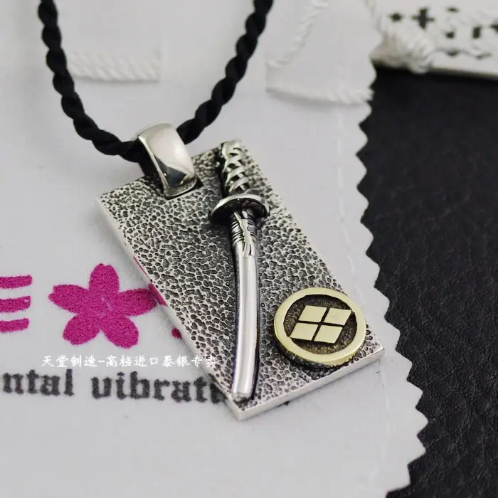 

925 pure silver oriental vibrations takeda diamondbacks samurai sword pendant
