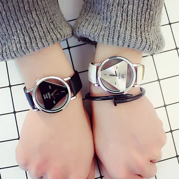 

Fashion Tide Men Women Watch Hollow Quartz Casual Student Couple Watches Triangle Wristwatch