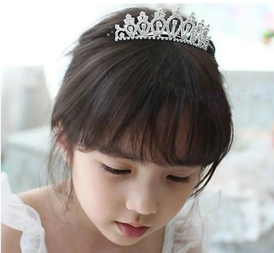 

Hot 7 Styles Wedding Party Hair Combs Crown Girl Tiara Luxury Full Crystal Rhinestone Bridal Hair Accessories Handmade