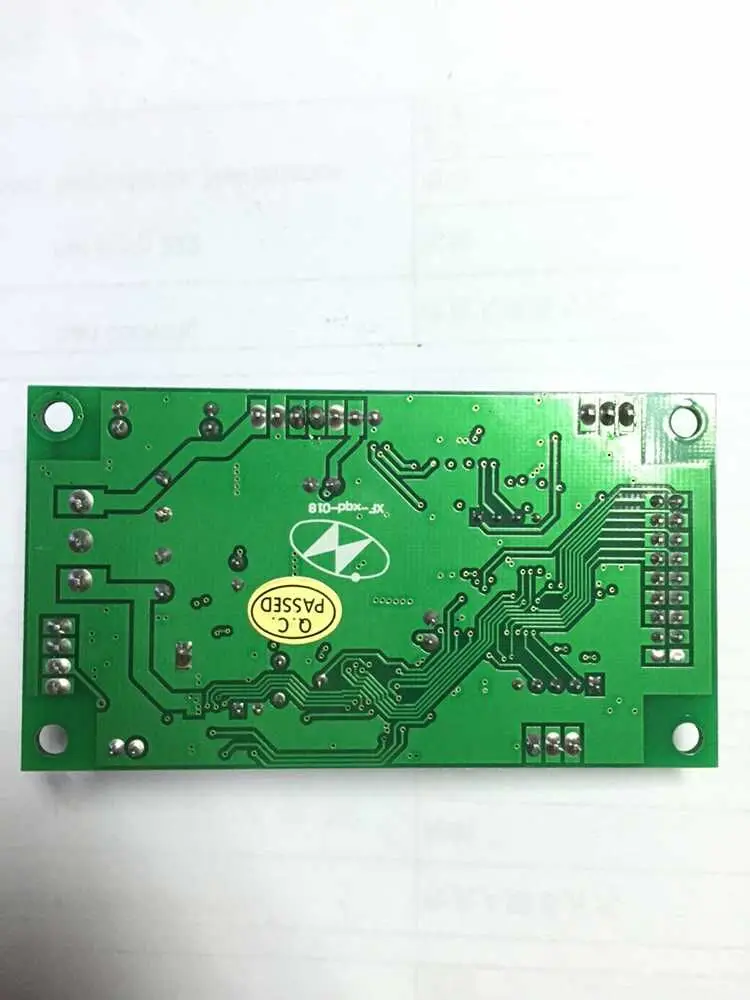 Светодиодный светильник с движущейся головкой RGBW 8x12W идеально подходит для мобильного светильник