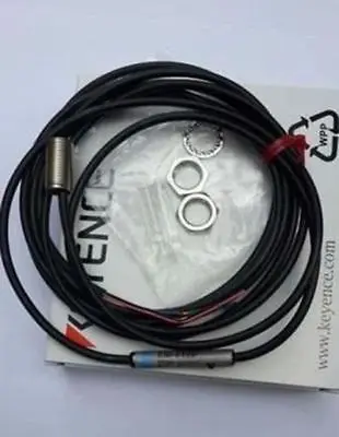 

2PCS New KE+ EM-010P (EM010P) Fiber Amplifier Sensor