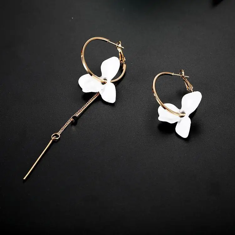 

Trendy Flower Women Dangle Earrings Golden Big Circle Three Color Spray Paint Asymmetrical Earrings For Women Drops Earrings