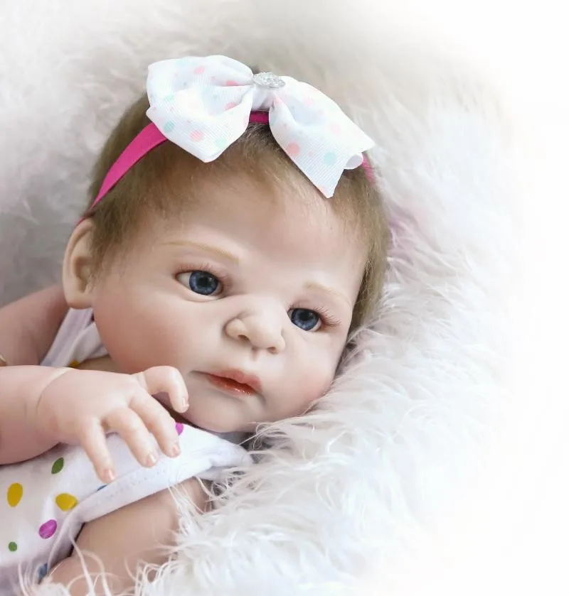 23 дюймов силикона Reborn Baby Doll Обувь для девочек Полный винил возродиться младенцев реалистичные девушка Куклы Reborn Соски Для ванной