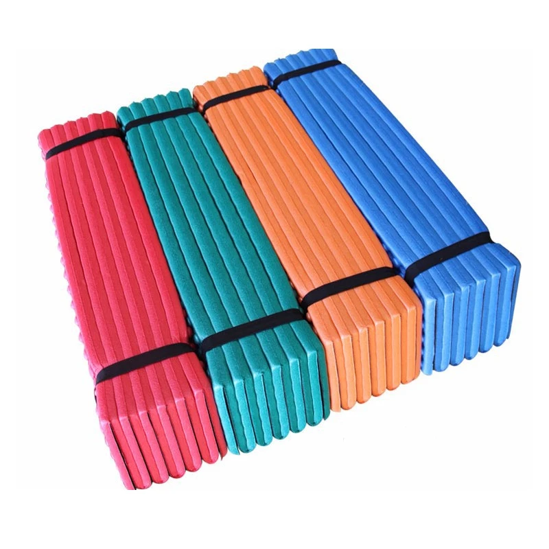 Outdoor Camping Matte Schaum Picknick Matte Klapp Ei Solt Wasserdichte Strand Pad Feuchtigkeits Matratze mit Tasche Billig