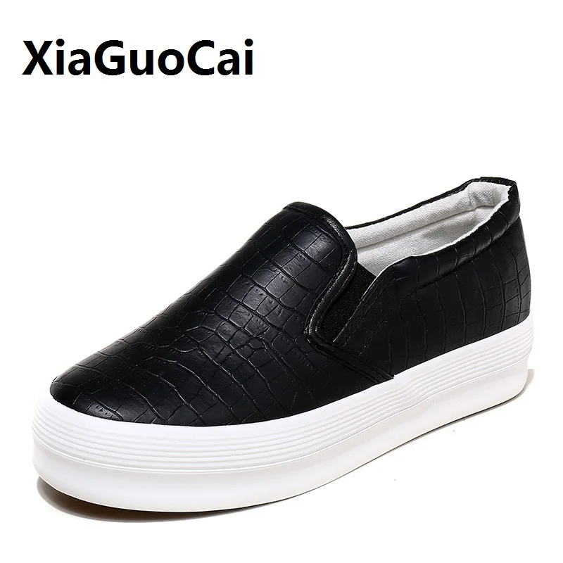 

Women Casual Shoes 2018 High Platform Breathable Women Spring Autumn Fashion Slip on Leather Pu Glitter Bling Flats footwear