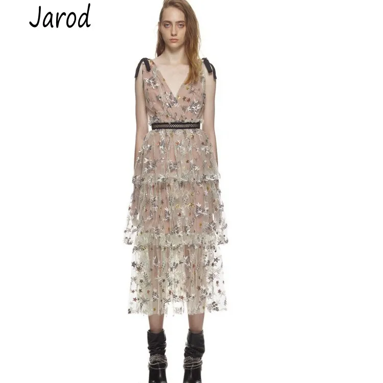 

Self Portrait Deep V-Neck Backless Spaghetti Strap Mesh Dress 2019 Summer Women Retro Star Sequined Embroidery Long Dress