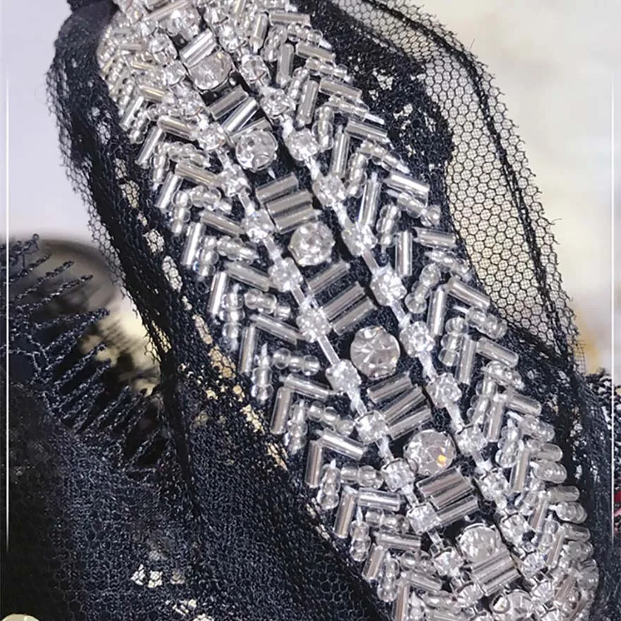 LEVAO изысканные высококачественные жемчужные повязки для волос для женщин, черные сетчатые Кружевные Полые инкрустированные повязки на голову с широкими краями, украшение для волос