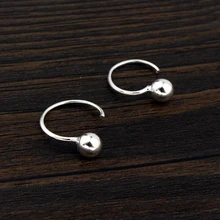 1 пара минималистичных круглых шариковых обнимающих сережек для женщин, мужчин, шикарных серебряных обнимающих сережек, крошечные шариковые серьги для обнимающих ушей, ювелирные кольца E378