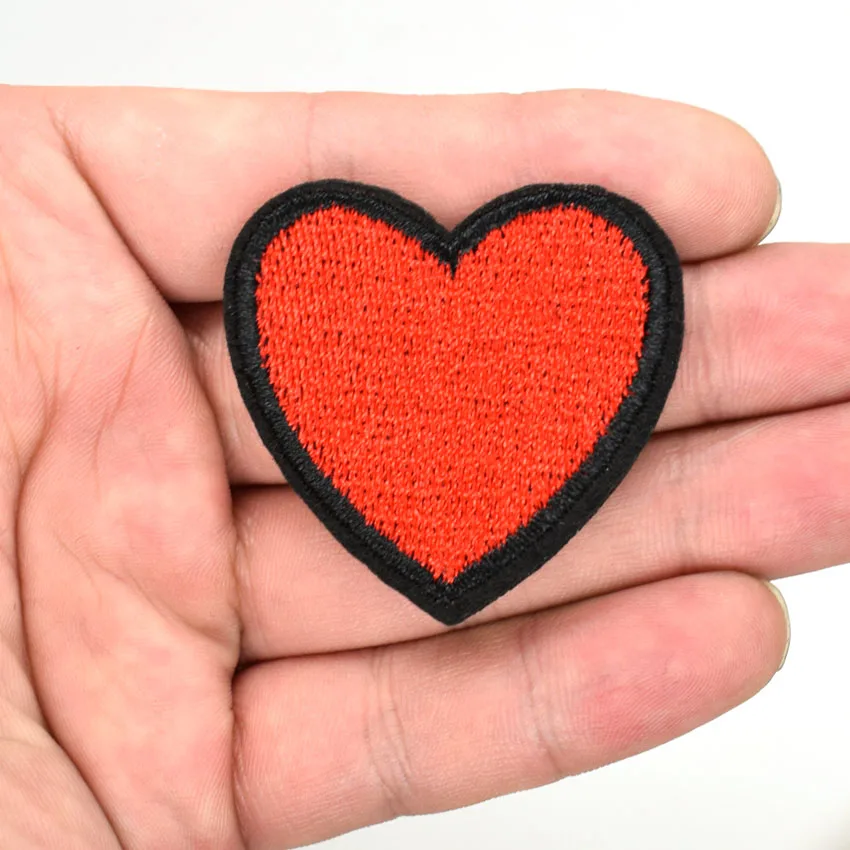 1Pcs Love Red Heart Iron On Patch Sewing Embroidered Applique for Jacket Clothes Stickers DIY Apparel Accessories | Дом и сад