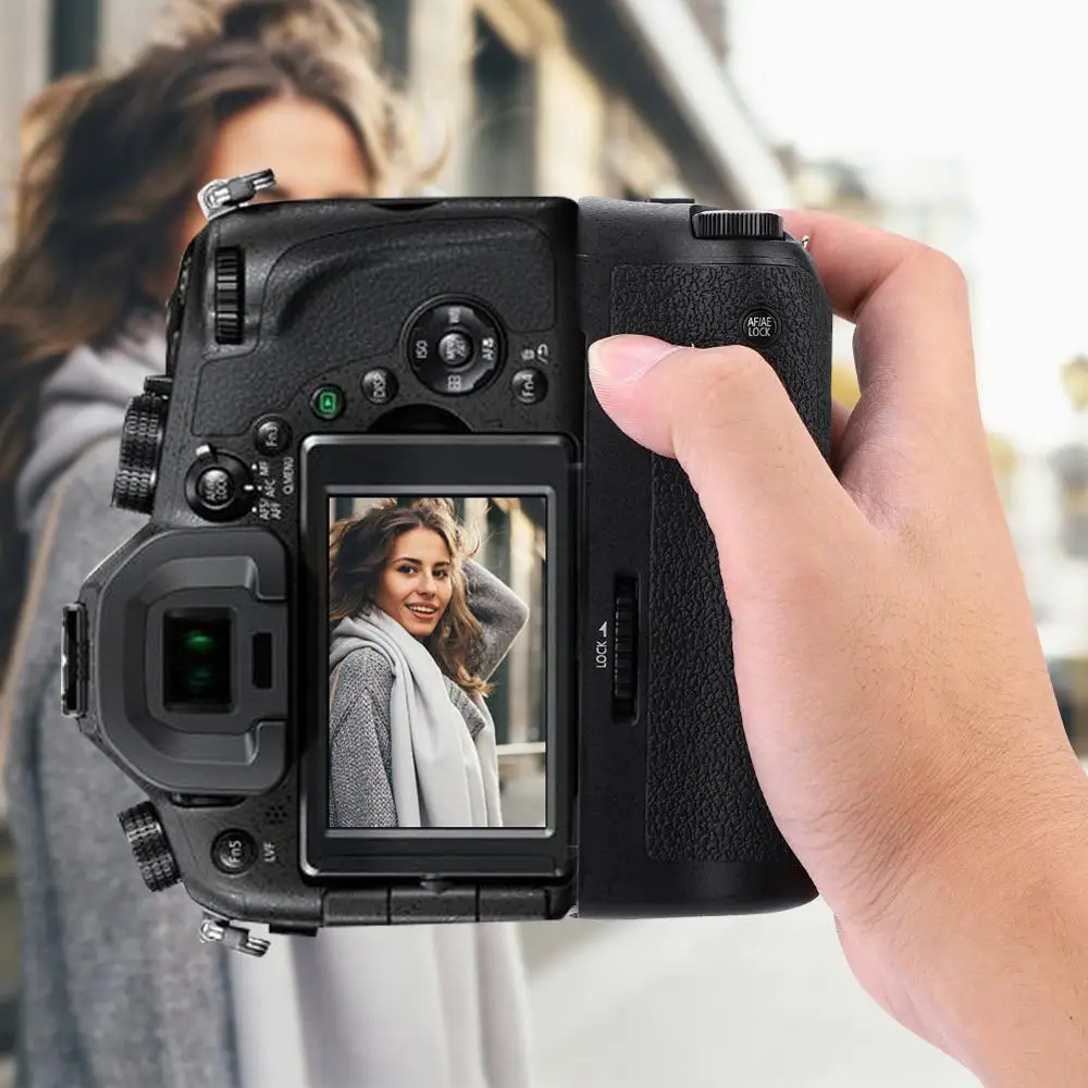 

Mcoplus G9 Lightweight Handheld Vertical Camera Battery Grip for Panasonic G9 with 1/4inch screw hold 2 batteries DMW-BLF19GK