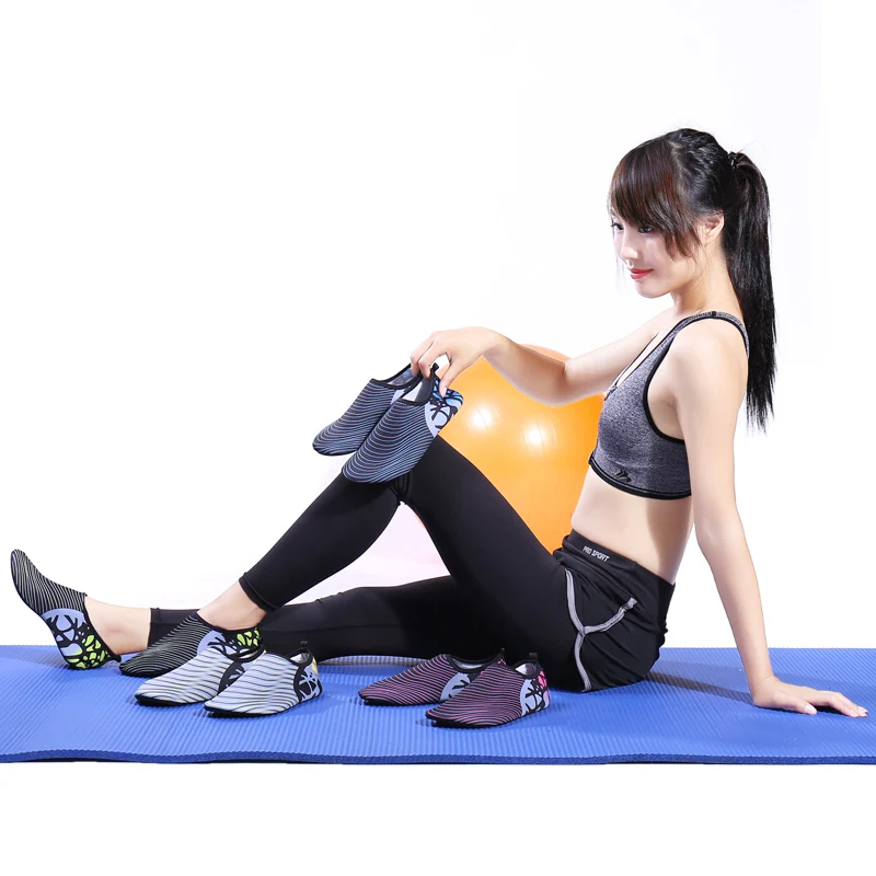 2017 النساء الرجال الصيف أكوا أحذية المنبع سباحة الشاطئ التجفيف السريع في الهواء اليوغا لياقة أحذية بواسطة carS15