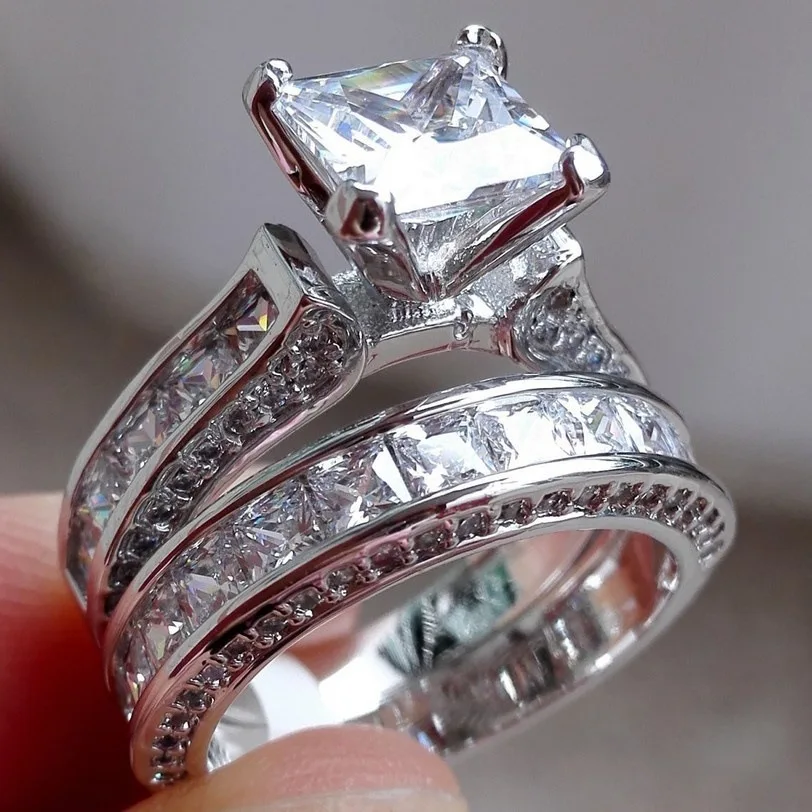 

Fashion Luxury Zircon Wedding Rings For Women Men Couple Engagement Ring Set Jewellery