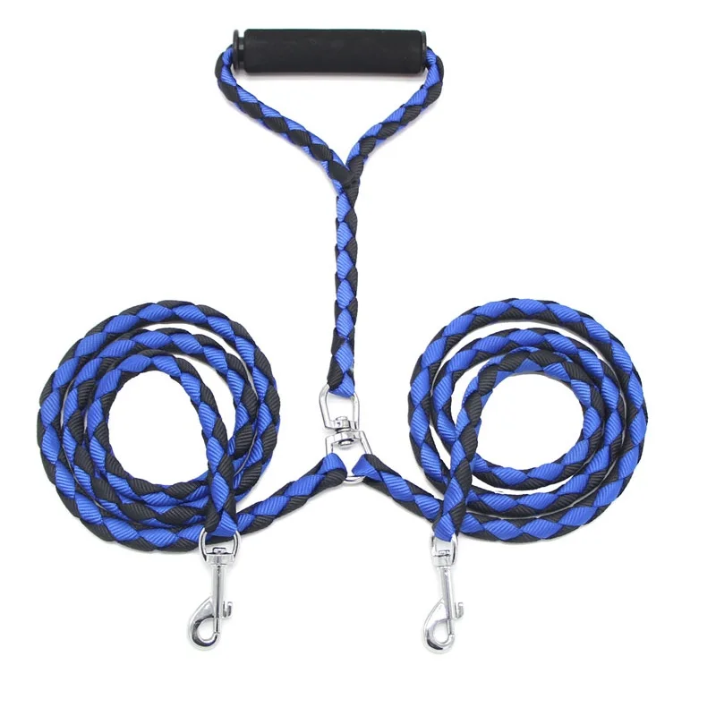 High Quality Nylon Weaving Durable One Drag Two Dog Leash While Holding