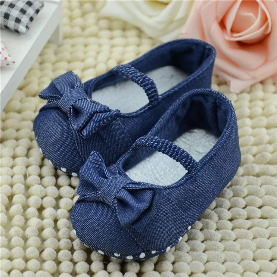 

DIIMUU Newborn Baby Girl First Walkers Cotton Canvas Navy Blue Shoe Infants Newborn Girls Pre-walker Fashion Walking Shoes