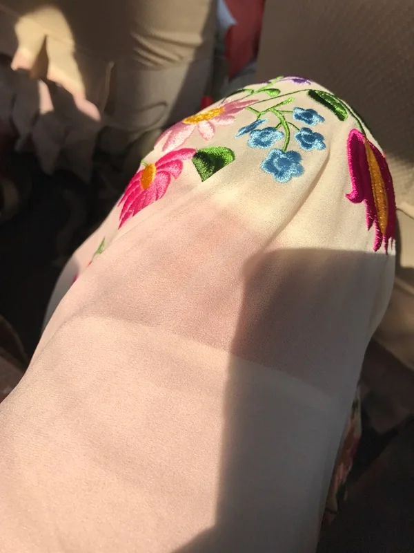 Линетт's chinoiseroy разноцветное цветочное винтажное бежевое платье с расклешенными рукавами, дизайнерское длинное цельнокроеное платье