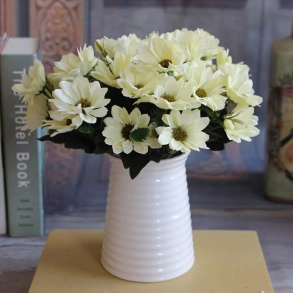 

1pcs Artificial Flower Bouquet Silk Flowers Spring Daisy Flowers Artificial for Weding Home Decoration
