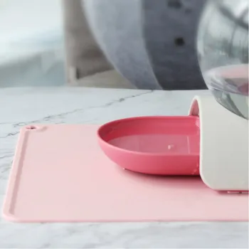 

Pet Silicone Non-slip Food Mat Dog Reusable Waterproof Food Tray Pet Anti-leak Placemat