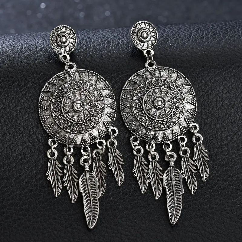 

SexeMara Dream Catcher Hollow Out Vintage Leaf Feather Dangle Earrings For Women Bohemia Style Earring Indian Jewelry New