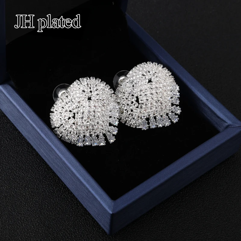 

JHplated Dubai Woman Diamonds flash Crystal Earrings jewelry Gifts madam Friends Heart shaped Small earrings Birthday present