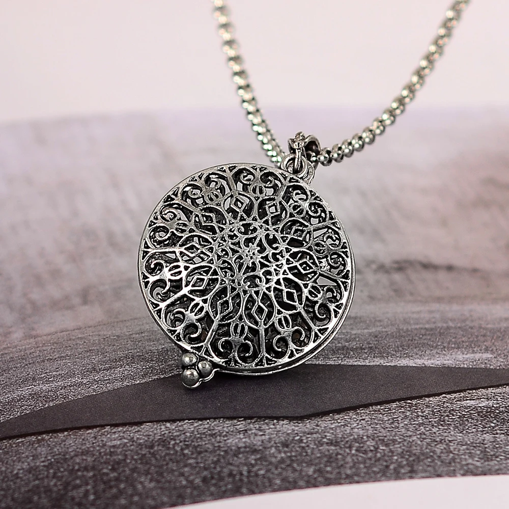 Aromatherapy Pendant Charms Jewelry Vintage Hollow Pattern Zinc Alloy