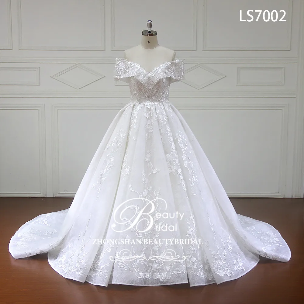 High end Sweetheart Wedding Dress 2018 lace Appliques and Import gauze