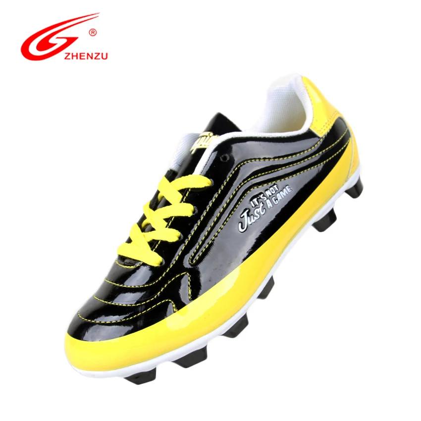 voetbalschoenen maat 30