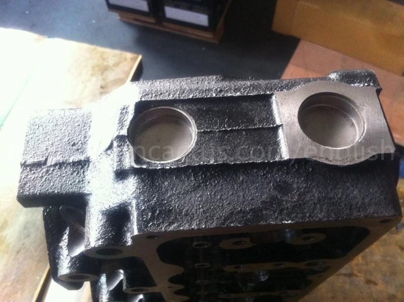 High Quality auto engine parts TD23 Cylinder Head (5)