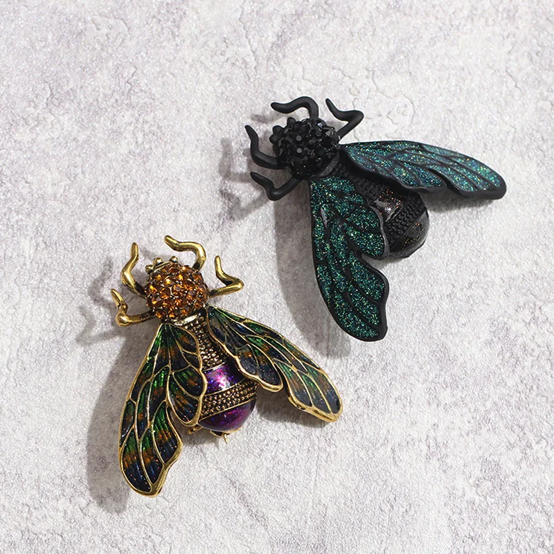 

UALGL Fashion Gifts Vintage Sand Blast Jewelry Pins With Crystal Insect Cicada Brooches For Women Coat Joyas Vintage Schmuck