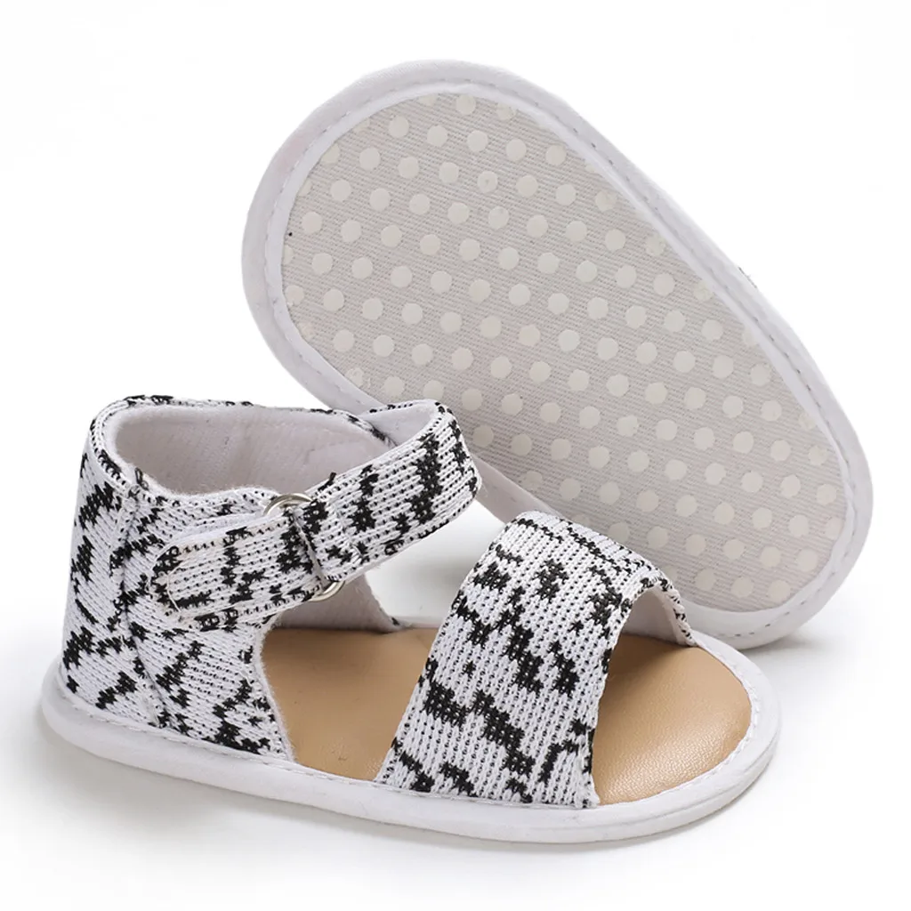 Новое поступление; пляжная обувь для маленьких девочек; милые шлепанцы для девочек с героями мультфильмов; сандалии принцессы; сандалии для девочек; обувь с принтом на плоской подошве; z610