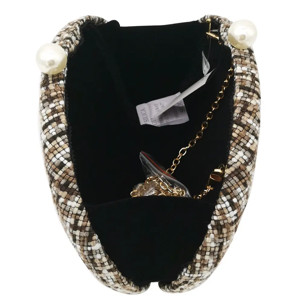 Woven Clutch Bag (21)